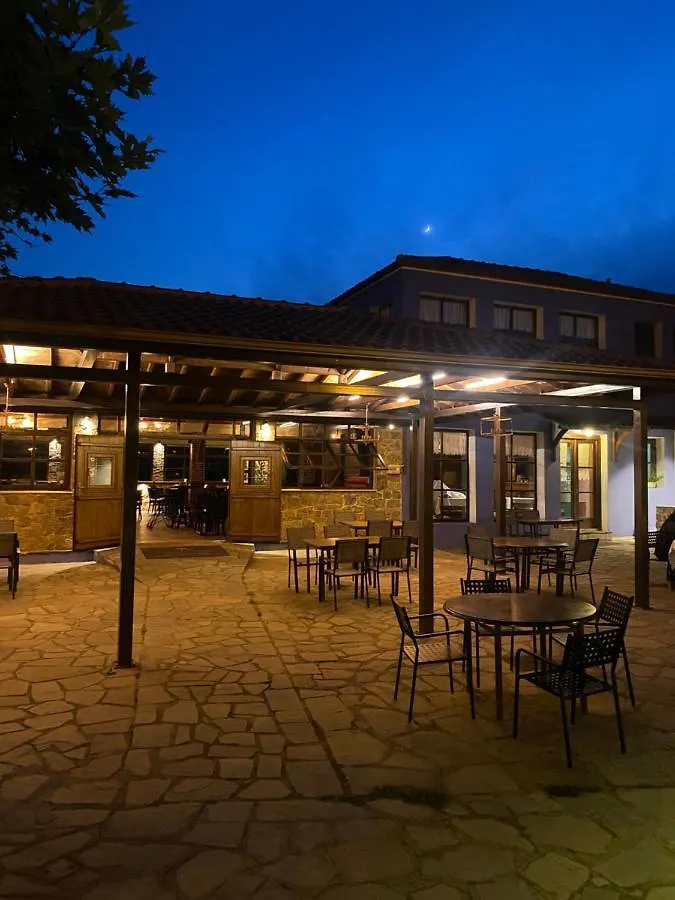 Prasino Horio Otel Arnaía