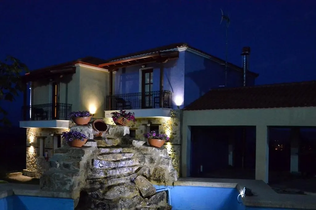 Prasino Horio Otel Arnaía