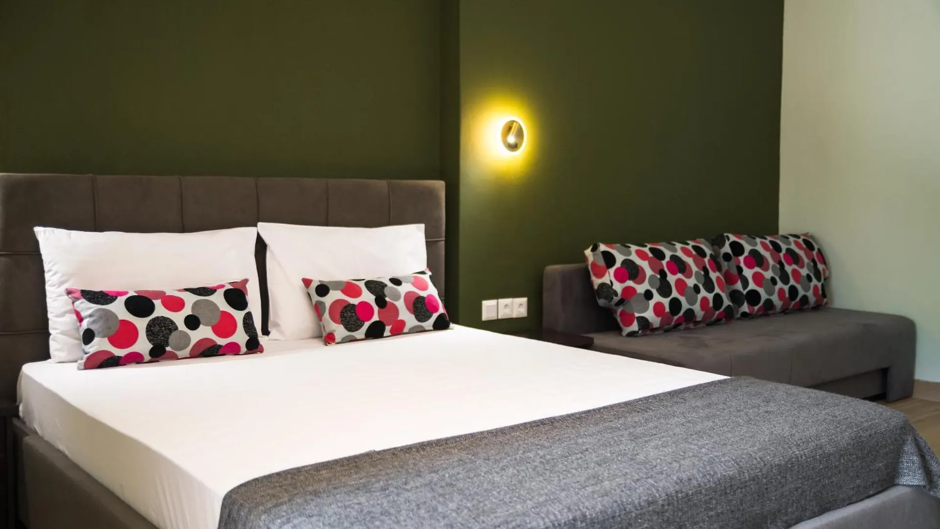 Prasino Horio Otel Arnaía 3*,  Yunanistan