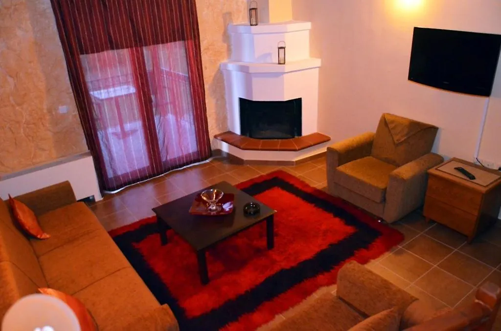 ***  Prasino Horio Otel Arnaía Yunanistan