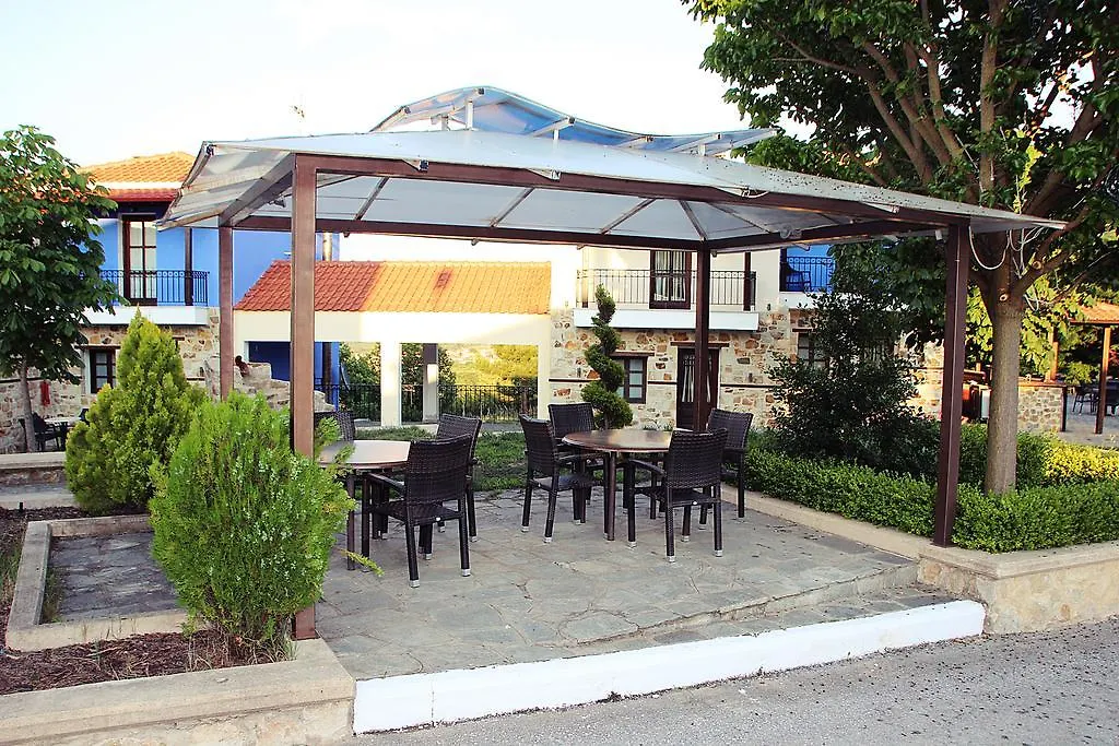 Prasino Horio Otel Arnaía