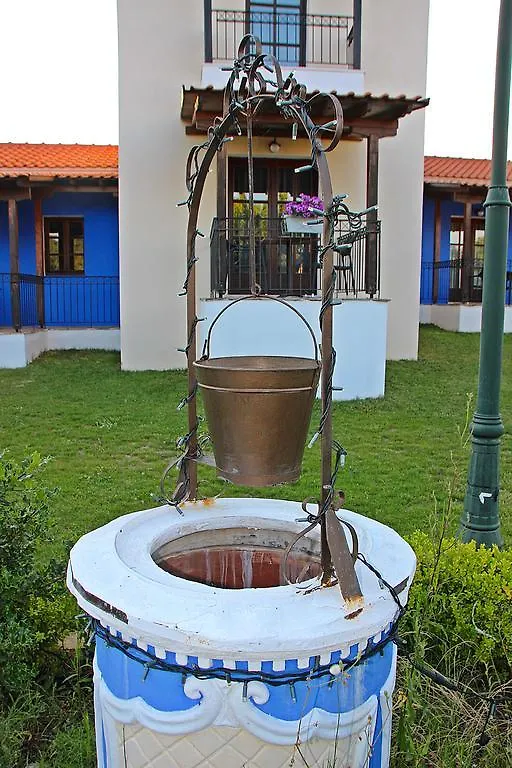 Prasino Horio Otel Arnaía 3*,  Yunanistan