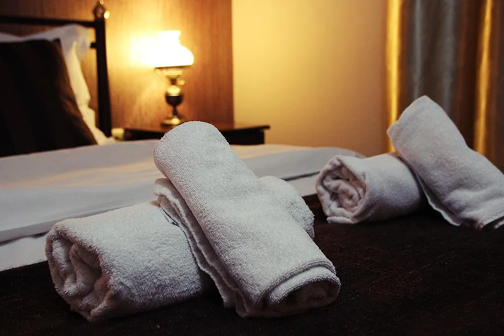 ***  Prasino Horio Otel Arnaía Yunanistan