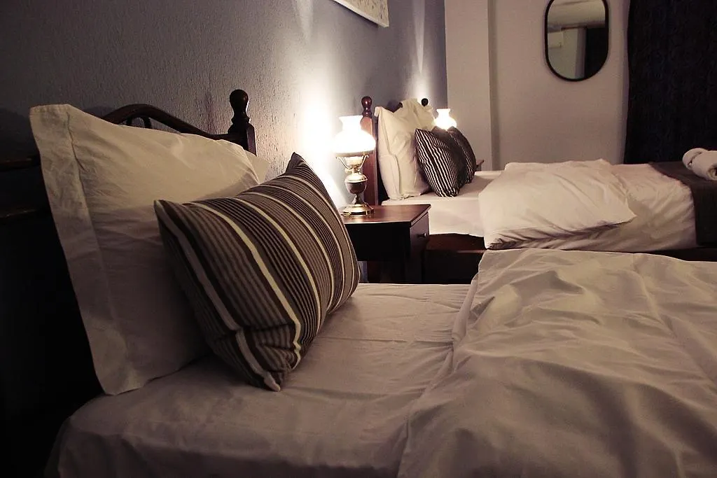 Prasino Horio Otel Arnaía