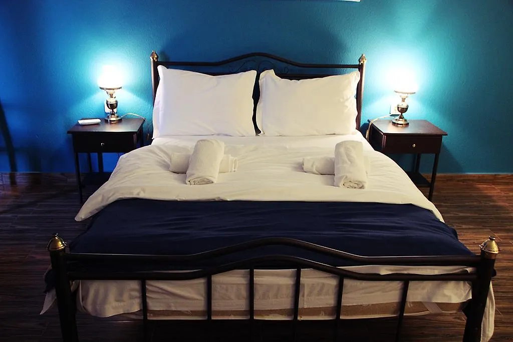 Prasino Horio Otel Arnaía