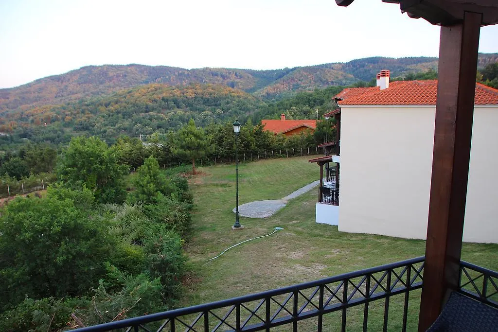 Prasino Horio Otel Arnaía