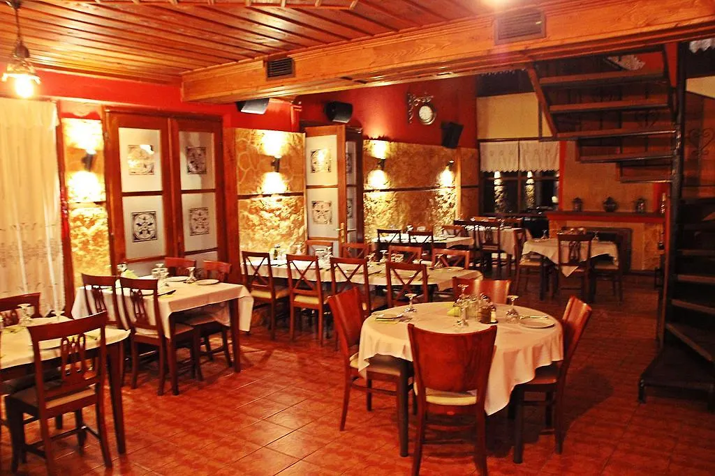 Prasino Horio Otel Arnaía